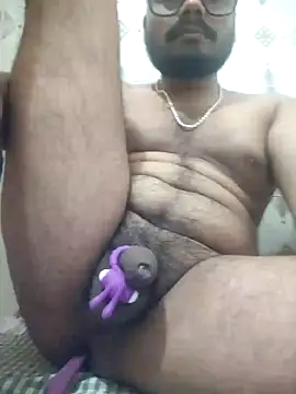 Snapshot of fuckingmahiesh chatting on February 24, 2025, 6:15 pm fuckingmahiesh online show from February 24, 2025, 6:15 pm