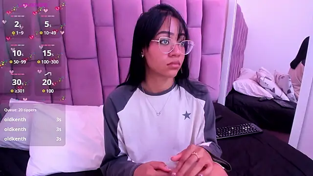 AriannaDavis online show from February 18, 2025, 4:03 pm