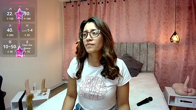 VioletaScott  online show from February 28, 2025, 12:52 pm