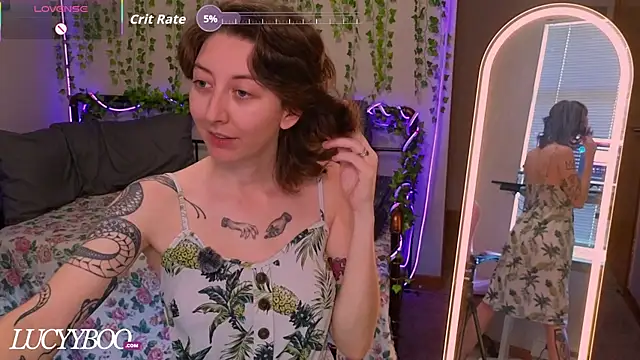 Snapshot of lovelylucyy chatting on July 15, 2026, 12:06 am lovelylucyy online show from July 15, 2026, 12:06 am