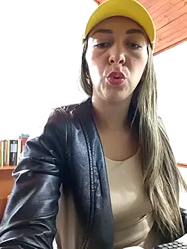 rachellboom online show from May 13, 2026, 10:17 pm