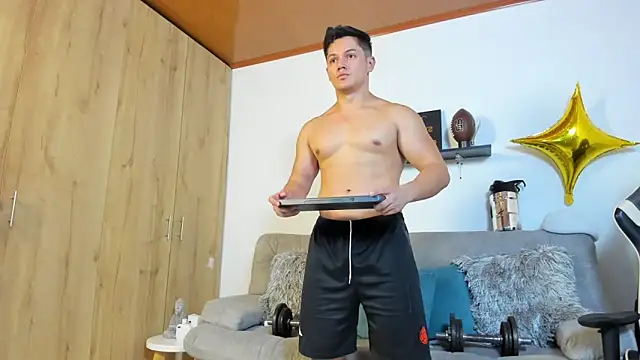 julian wallace online show from October 9, 2025, 5:02 pm