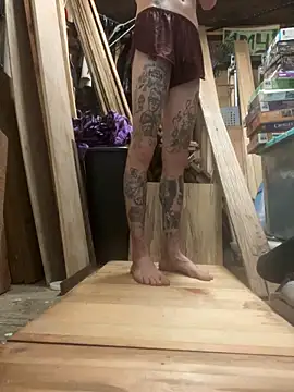 Snapshot of bentoverblonde chatting on October 6, 2025, 7:36 pm bentoverblonde online show from October 6, 2025, 7:36 pm