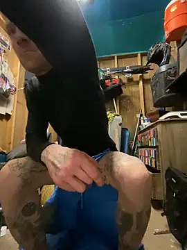 Snapshot of bentoverblonde chatting on November 2, 2025, 3:00 am bentoverblonde online show from November 2, 2025, 3:00 am