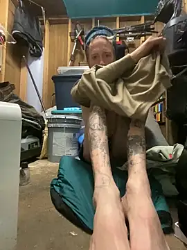 Snapshot of bentoverblonde chatting on November 3, 2025, 3:15 pm bentoverblonde online show from November 3, 2025, 3:15 pm