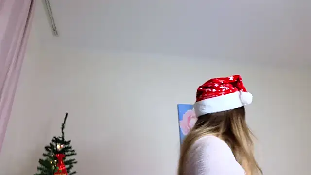 Snapshot of sophia_euphoriaa chatting on December 28, 2024, 3:37 pm sophia euphoriaa online show from December 28, 2024, 3:37 pm
