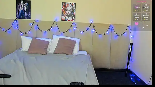 Snapshot of MuscleXXXBarbie chatting on March 7, 2025, 11:40 am MuscleXXXBarbie online show from March 7, 2025, 11:40 am