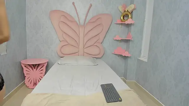 MaddyCute4u online show from February 21, 2025, 11:33 am