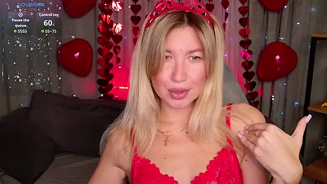 MilaBott online show from February 6, 2026, 7:43 pm