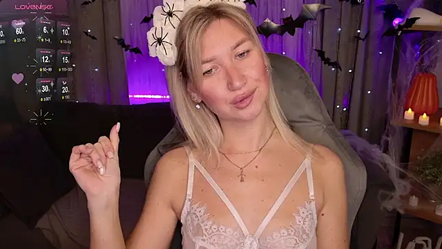 MilaBott online show from October 20, 2025, 8:09 pm