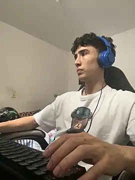 gojo satoru 18 online show from October 22, 2025, 5:12 pm