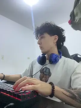 Snapshot of gojo_satoru_18 chatting on June 22, 2026, 3:01 am gojo satoru 18 online show from June 22, 2026, 3:01 am