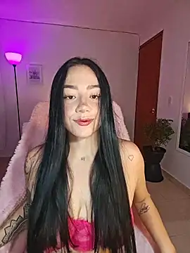 helena smith online show from April 8, 2026, 4:25 am