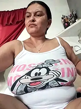 Horny-Mommy-Dirty online show from October 17, 2025, 12:29 pm