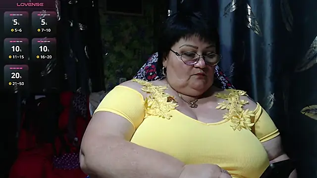 Snapshot of Goddess57 chatting on October 25, 2025, 7:58 pm Goddess57 online show from October 25, 2025, 7:58 pm