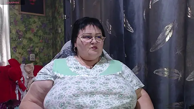 Snapshot of Goddess57 chatting on October 24, 2025, 8:57 am Goddess57 online show from October 24, 2025, 8:57 am