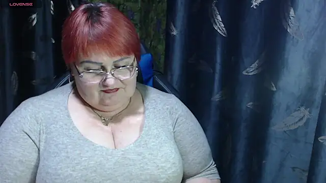 Snapshot of Goddess57 chatting on March 15, 2025, 5:04 pm Goddess57 online show from March 15, 2025, 5:04 pm