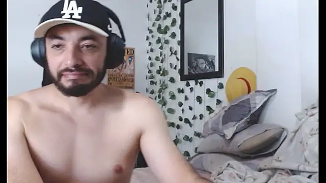 hotlatin92 online show from November 2, 2025, 3:11 am