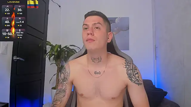 Snapshot of Yeiko_Romero_ chatting on November 25, 2025, 5:57 pm Yeiko Romero online show from November 25, 2025, 5:57 pm