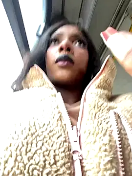 TIFFANYYSTAR online show from October 7, 2025, 2:29 pm