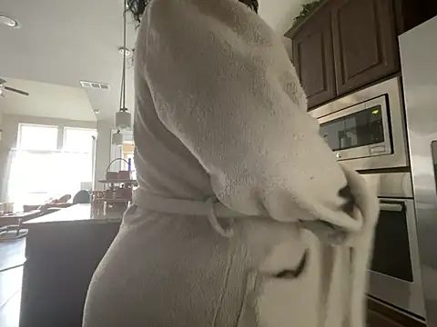 wynterheat online show from March 3, 2026, 4:03 pm