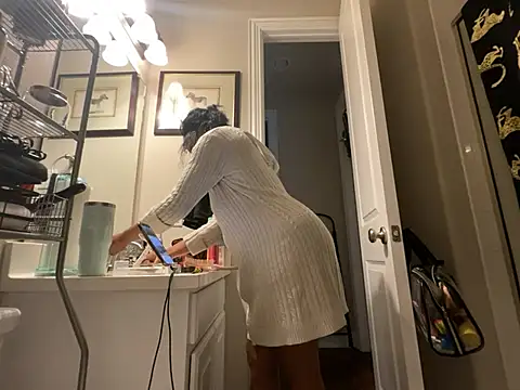 wynterheat online show from March 10, 2026, 10:47 pm