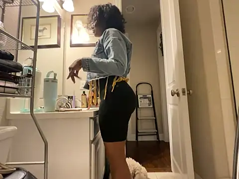 wynterheat online show from March 21, 2026, 4:46 am