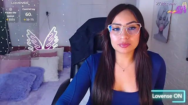 Paulina 627 online show from April 21, 2026, 4:46 pm