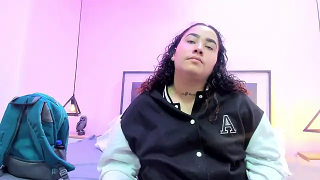 Ayla martinez online show from November 2, 2025, 2:16 am