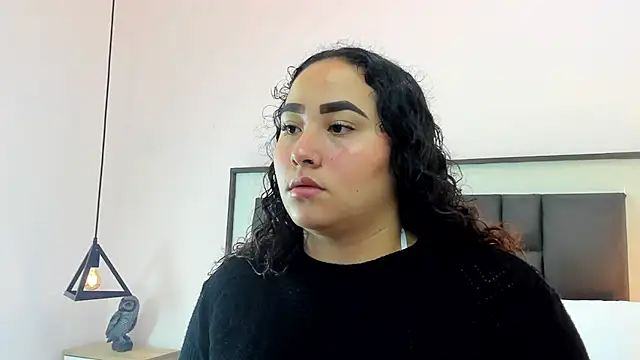 Ayla martinez online show from October 3, 2025, 1:42 am