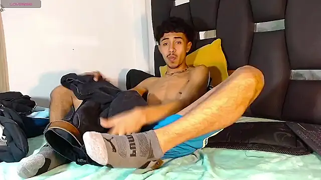 Snapshot of RyanRizzo chatting on February 11, 2025, 7:38 pm RyanRizzo online show from February 11, 2025, 7:38 pm