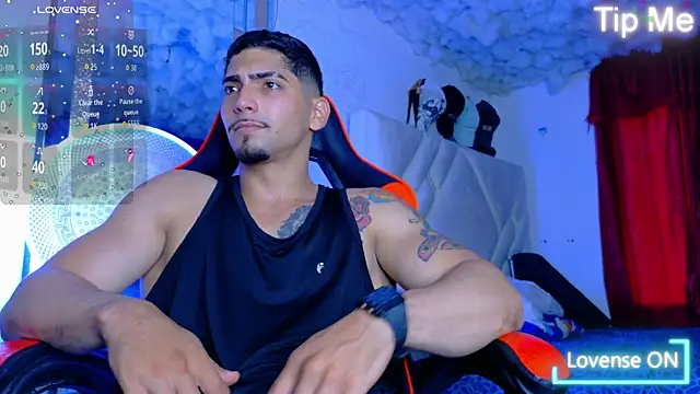 Snapshot of Rich_boy01 chatting on October 14, 2025, 5:02 pm Rich boy01 online show from October 14, 2025, 5:02 pm