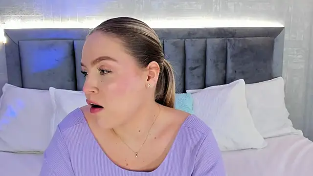 GaiaBaker online show from November 11, 2025, 4:57 pm