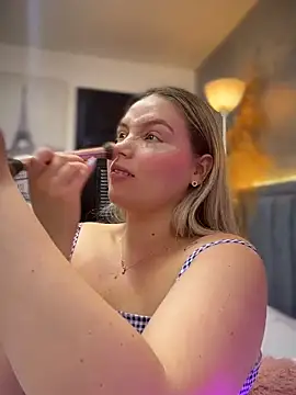 Snapshot of GaiaBaker chatting on February 28, 2026, 10:59 am GaiaBaker online show from February 28, 2026, 10:59 am