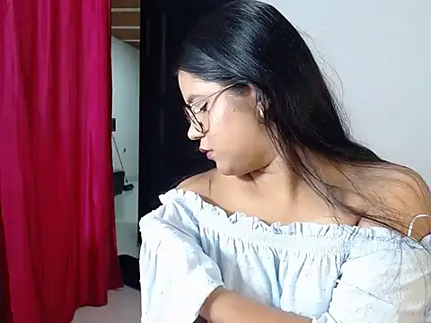 Snapshot of clarkpao chatting on November 13, 2025, 12:58 am clarkpao online show from November 13, 2025, 12:58 am