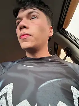 Logan smith1 online show from October 17, 2025, 4:09 pm