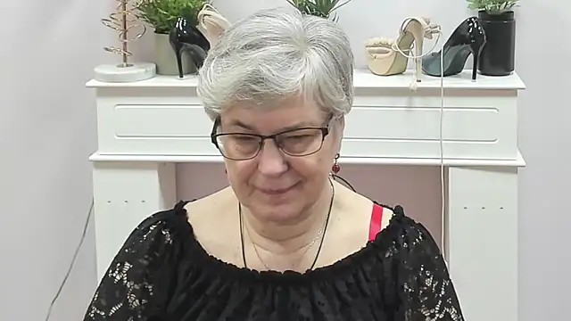 Snapshot of IrisDream chatting on February 20, 2026, 7:10 am IrisDream online show from February 20, 2026, 7:10 am