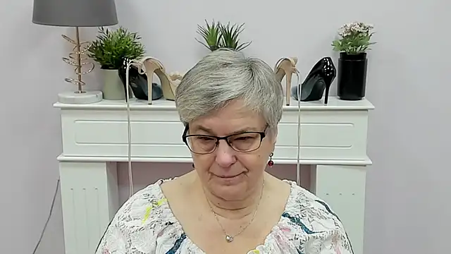 IrisDream online show from January 13, 2026, 7:12 am