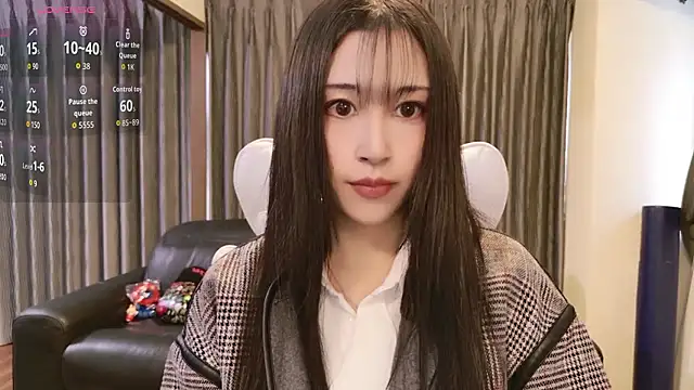 -satomi-jp online show from October 26, 2025, 4:46 am