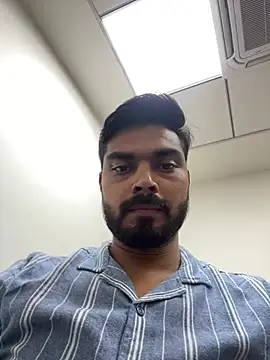 hotboysammy online show from December 24, 2024, 1:06 pm