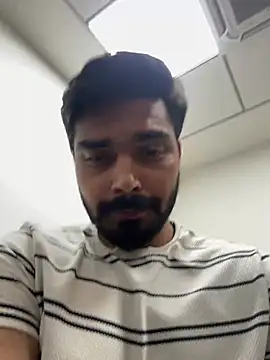 hotboysammy online show from January 28, 2025, 2:53 pm