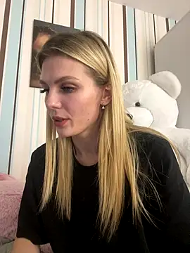 Liya my online show from December 15, 2025, 11:42 pm