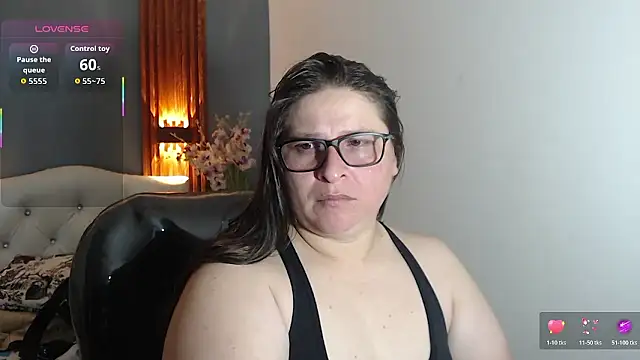 Snapshot of katty_femdom chatting on January 8, 2026, 9:04 am katty femdom online show from January 8, 2026, 9:04 am