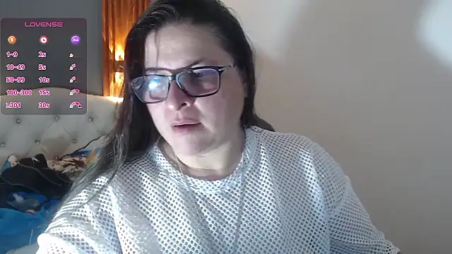 Snapshot of katty_femdom chatting on January 14, 2026, 8:51 am katty femdom online show from January 14, 2026, 8:51 am