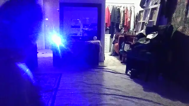 Phoenixmonroe0810 online show from January 19, 2025, 5:37 am