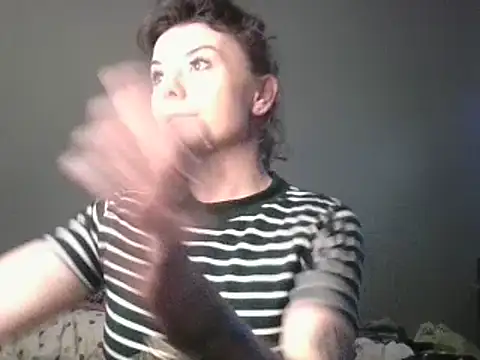 Phoenixmonroe0810 online show from December 27, 2024, 4:15 am