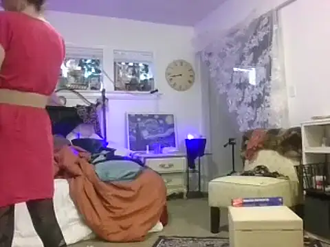 Phoenixmonroe0810 online show from January 29, 2025, 9:50 pm