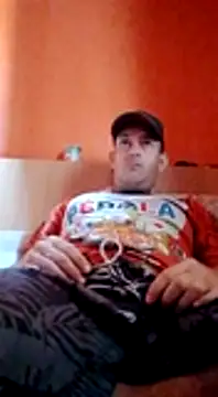 Fabiocapao01 online show from January 11, 2025, 9:47 am