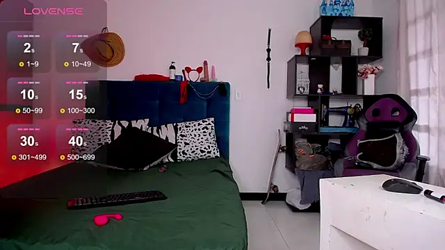 diabla sexyboobs online show from February 15, 2025, 8:45 pm