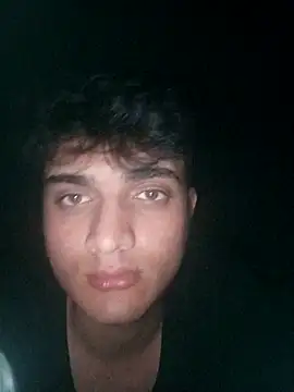 boy 3835 online show from March 11, 2025, 9:37 pm